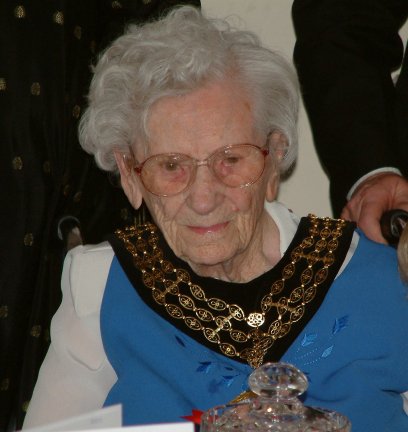 Winnie GUMBLETON